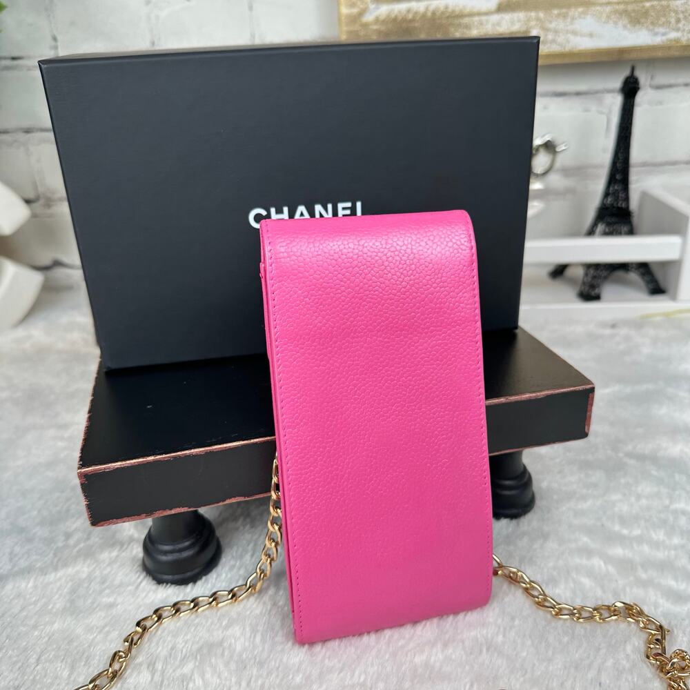 Chanel pink leather phone case pouch crossbody bag with chains CUTE - Picture 4 of 12